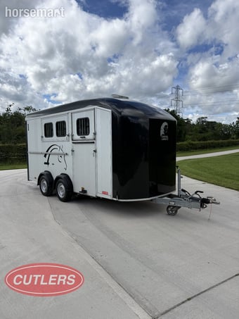 Cheval Liberte Maxi Living  Horse Trailer