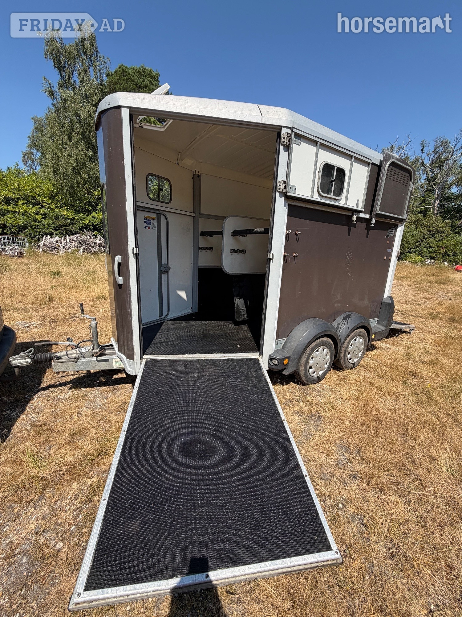 [ berth ]Ifor Williams HB511