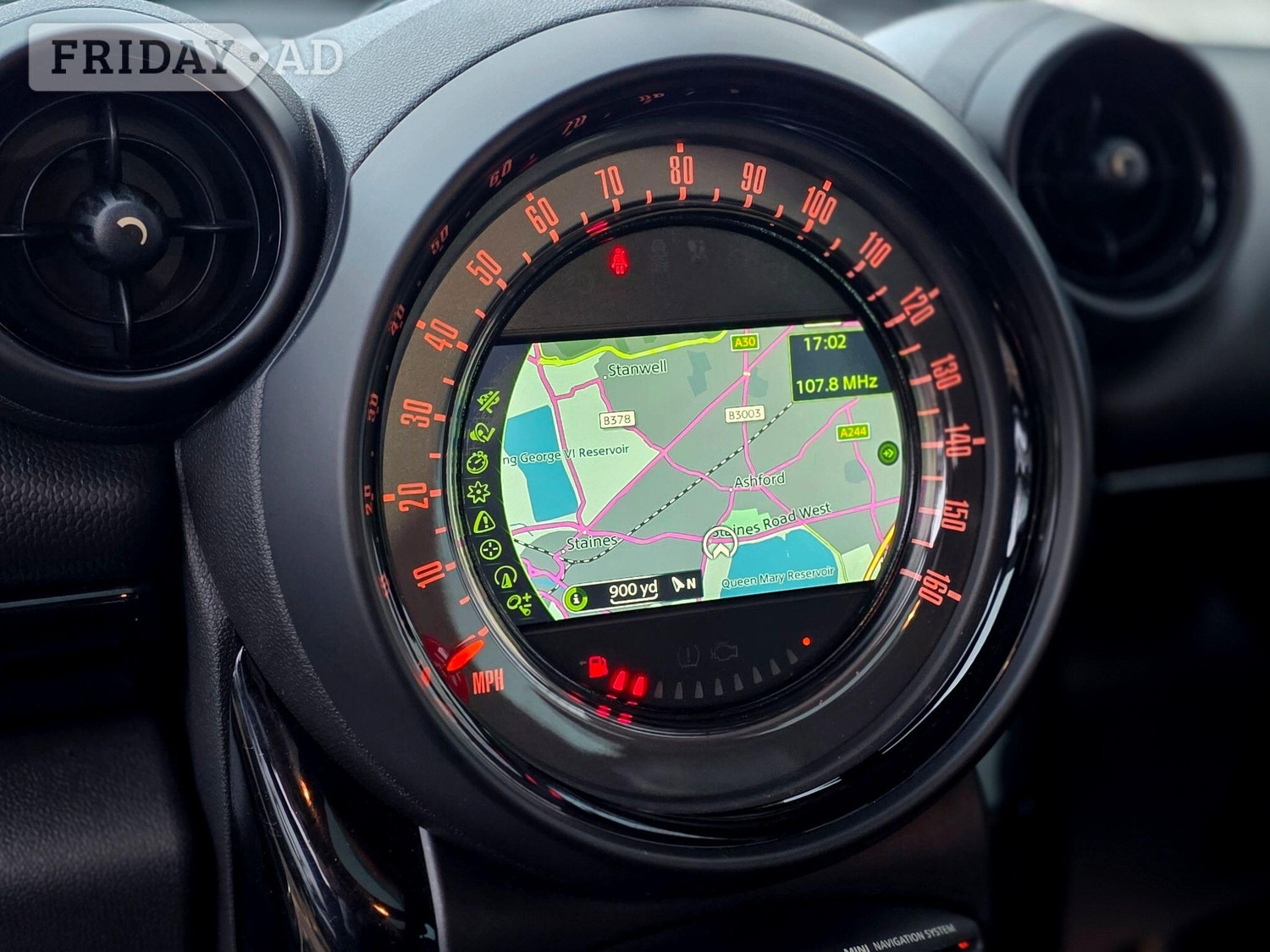 [ berth ]Mini Countryman
