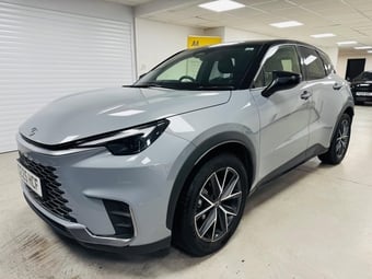 Lexus LBX 2025