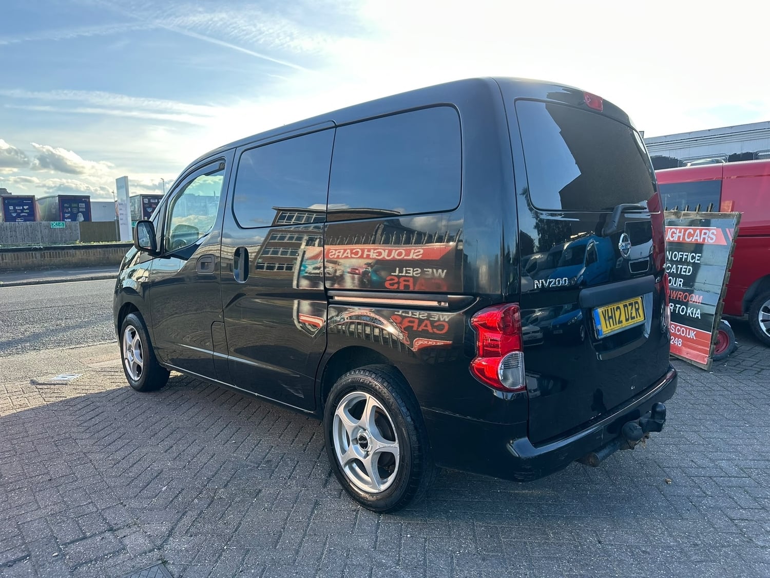 [ berth ]Nissan NV200