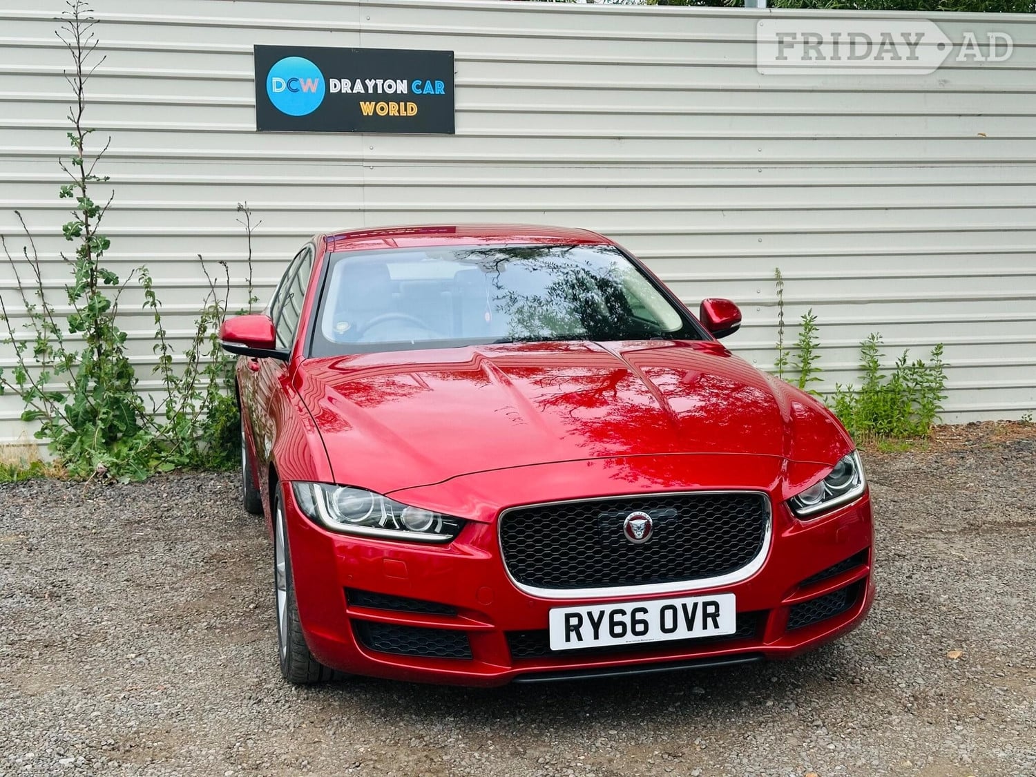 Jaguar XE 2016 in Hillingdon