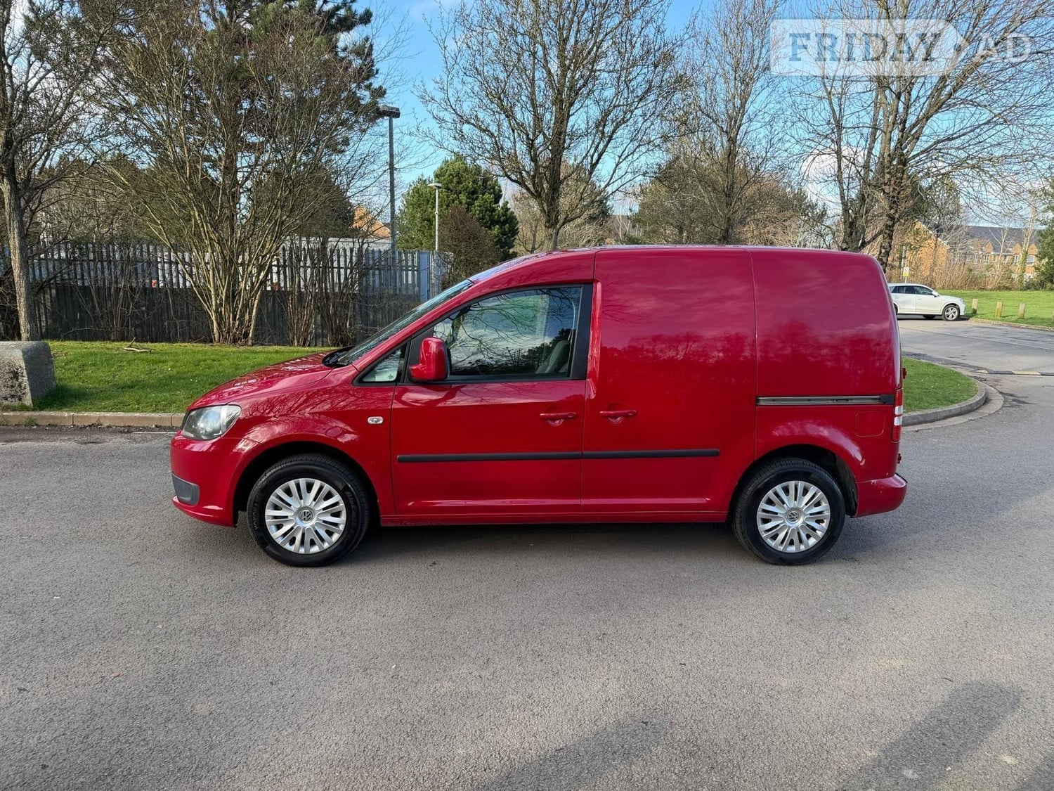 Volkswagen Caddy 2014 - Vans & Commercial Vehicles