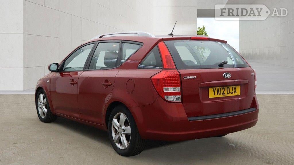 [ berth ]Kia Ceed