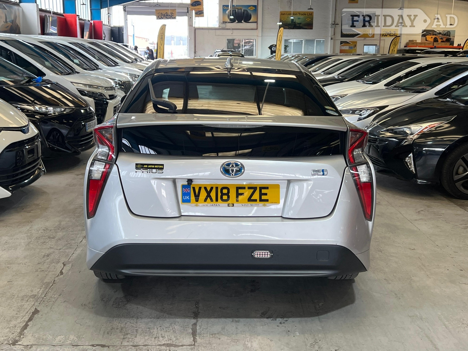 [ berth ]Toyota Prius