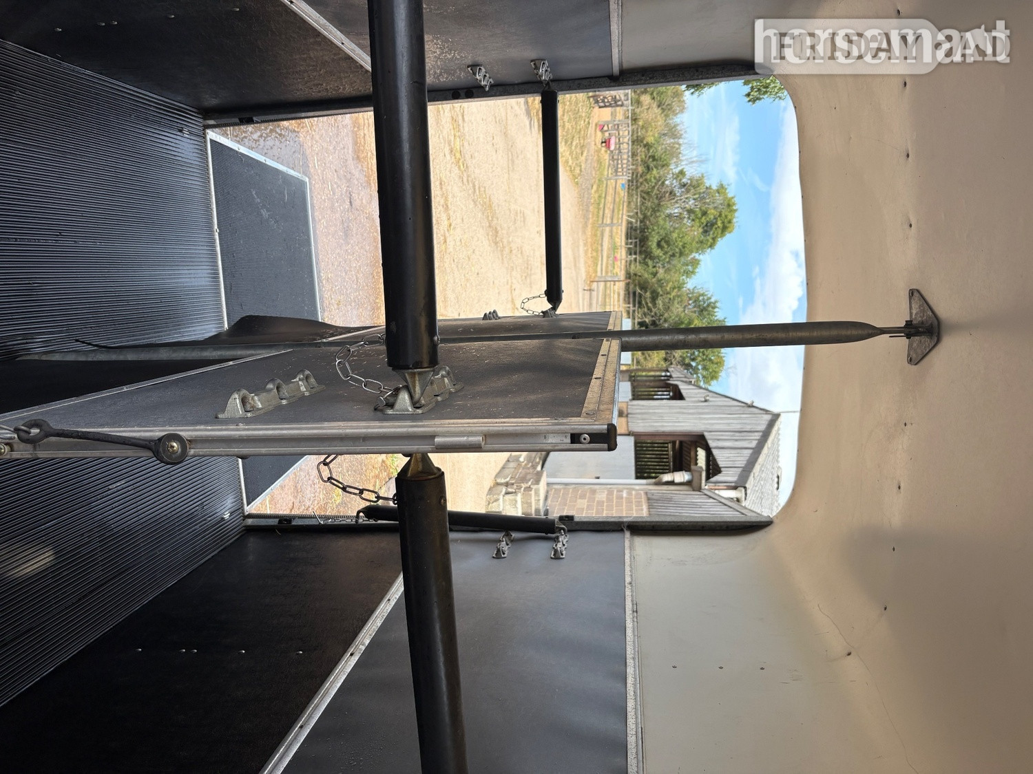 Ifor Williams Hunter 505   Horse Trailer - Trailers & Horseboxes in Solihull