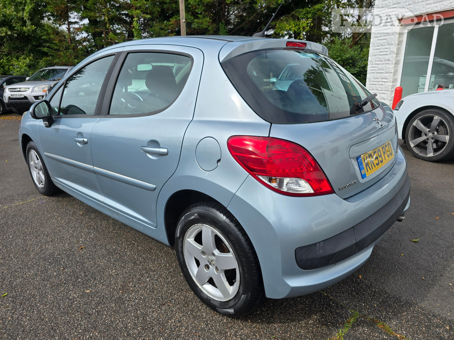 Peugeot 207 2009 - Cars
