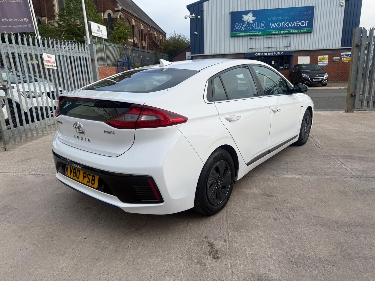 [ berth ]Hyundai Ioniq