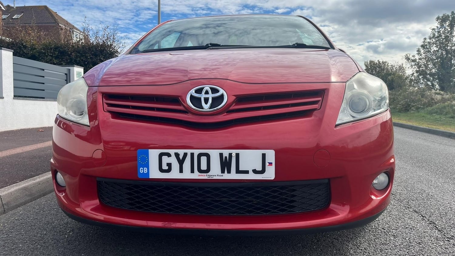 [ berth ]Toyota Auris