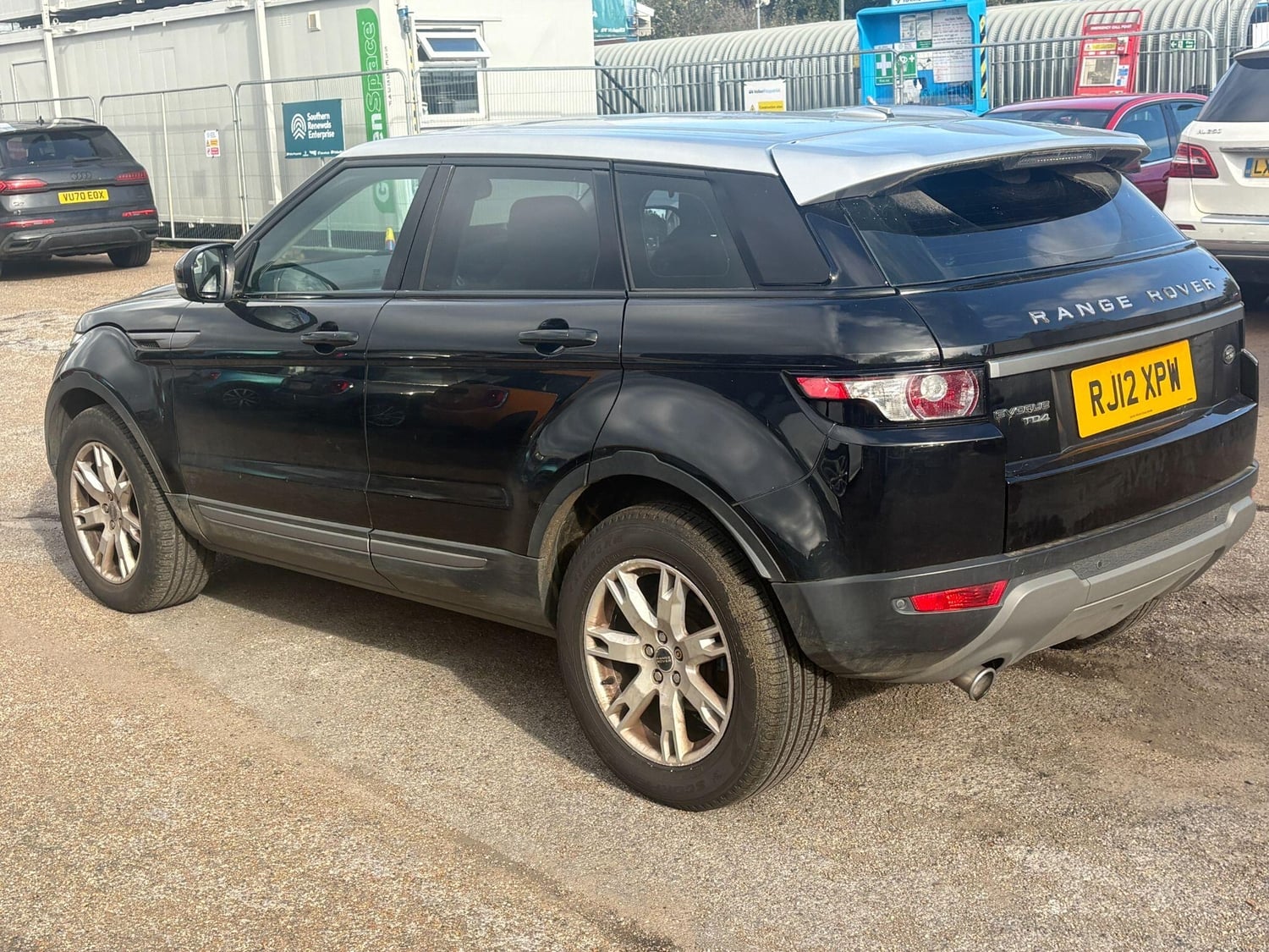 Land Rover Range Rover Evoque 2012 - Cars in East Molesey