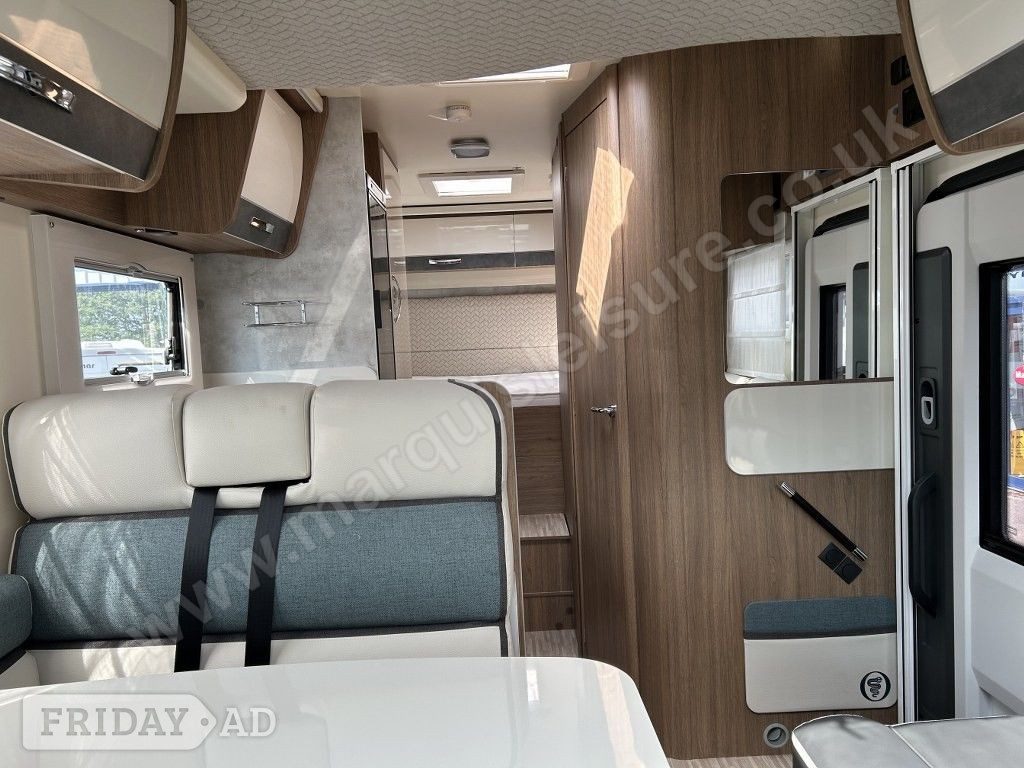 [4 berth ]Elnagh Baron 560