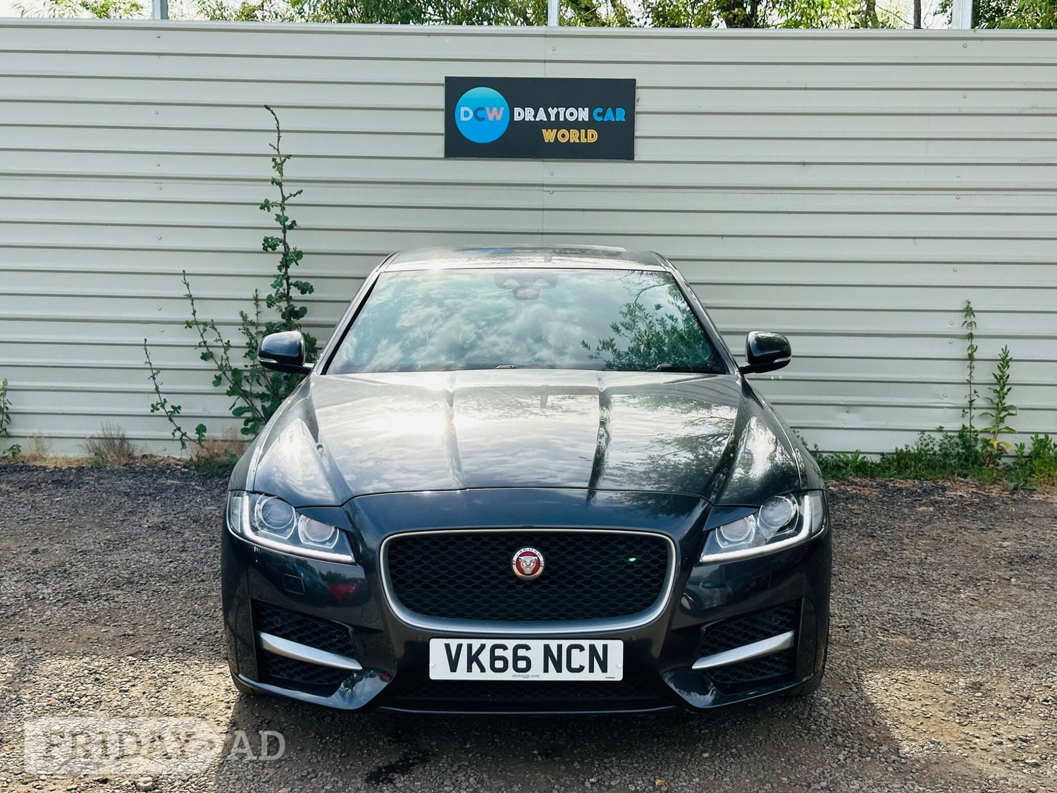 [ berth ]Jaguar XF