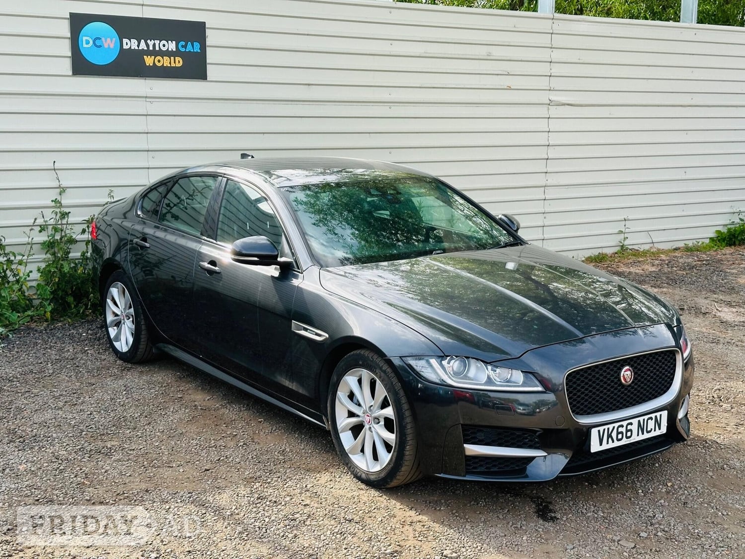 Jaguar XF 2016 - Cars