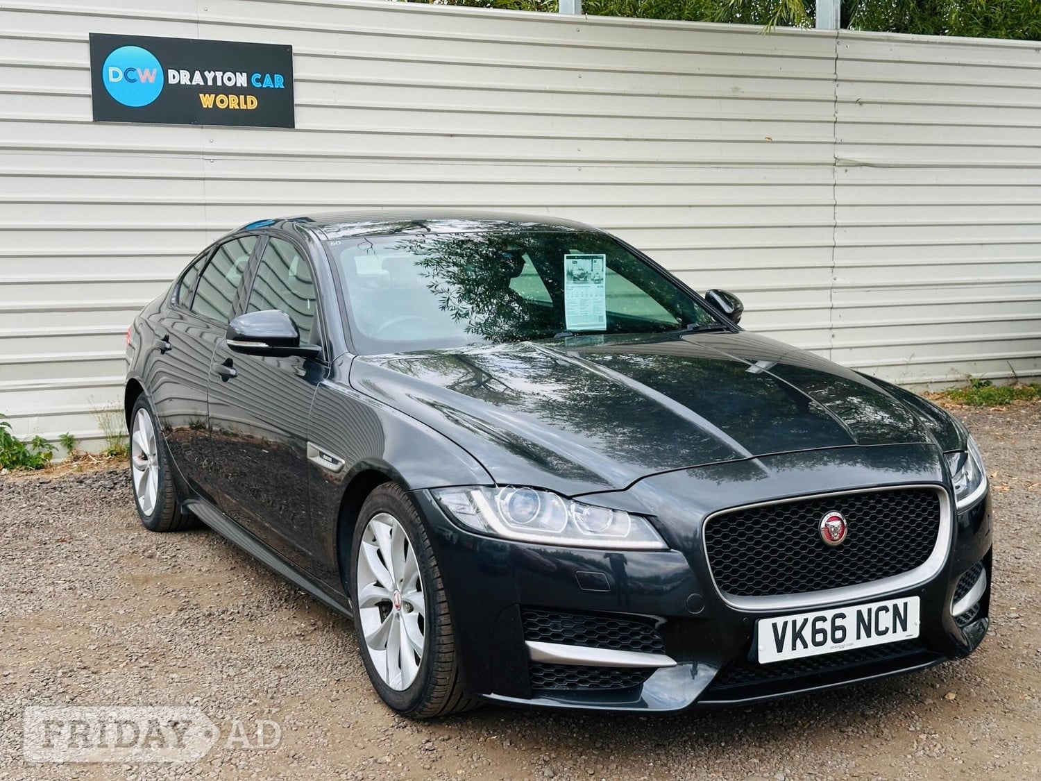 Jaguar XF 2016 - Cars in Hillingdon