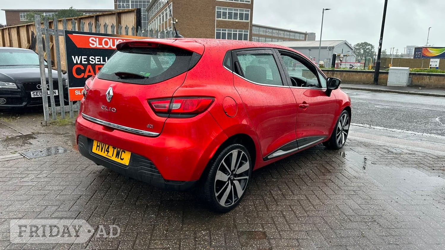 Renault Clio 2014 - Cars in Slough