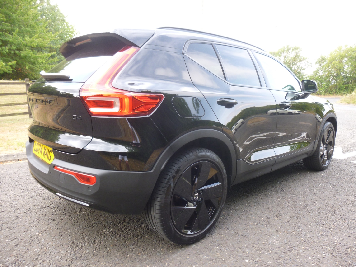 Volvo XC40 2024 - Cars in Waltham Forest
