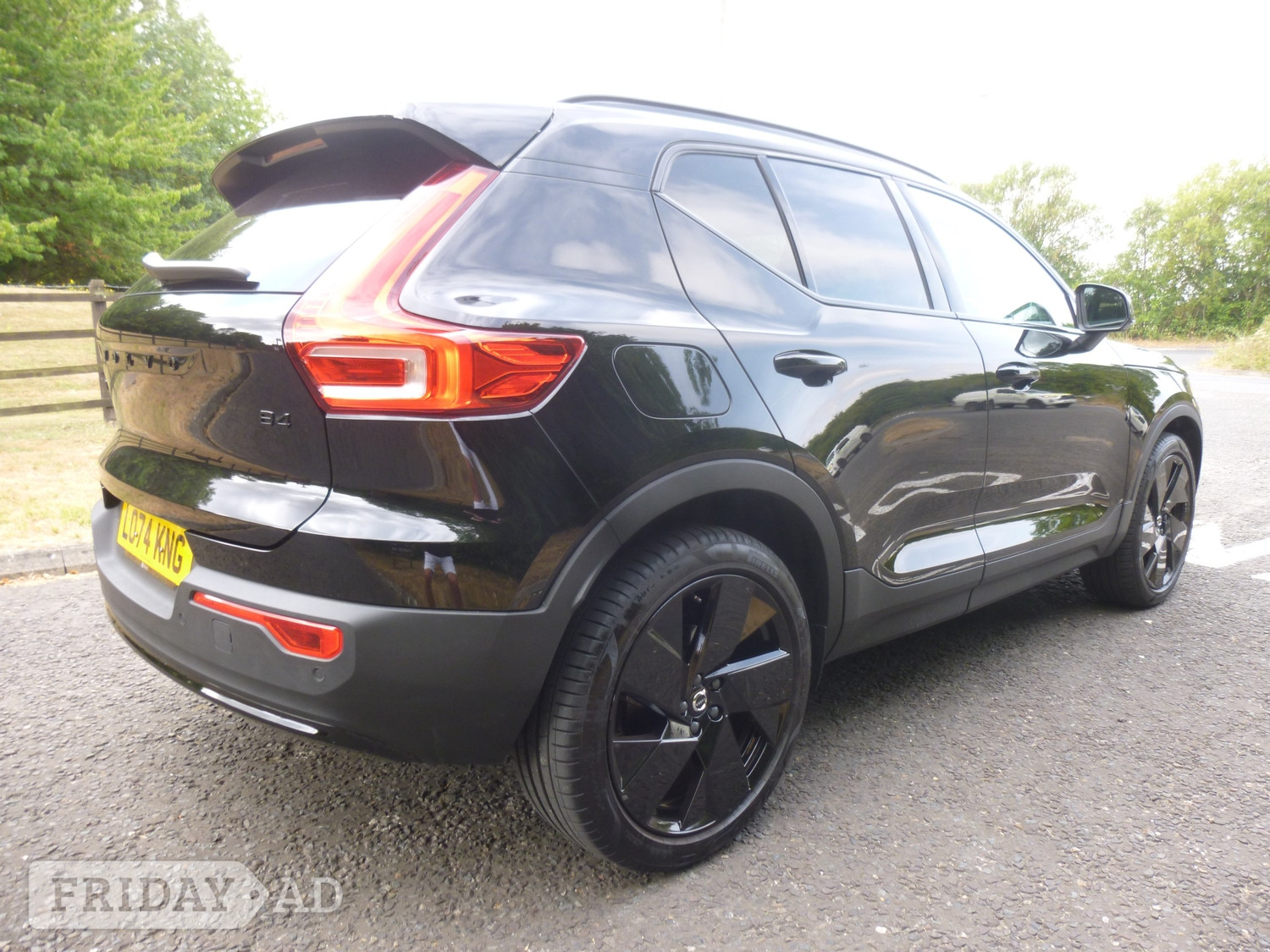 Volvo XC40 2024 - Cars in Waltham Forest