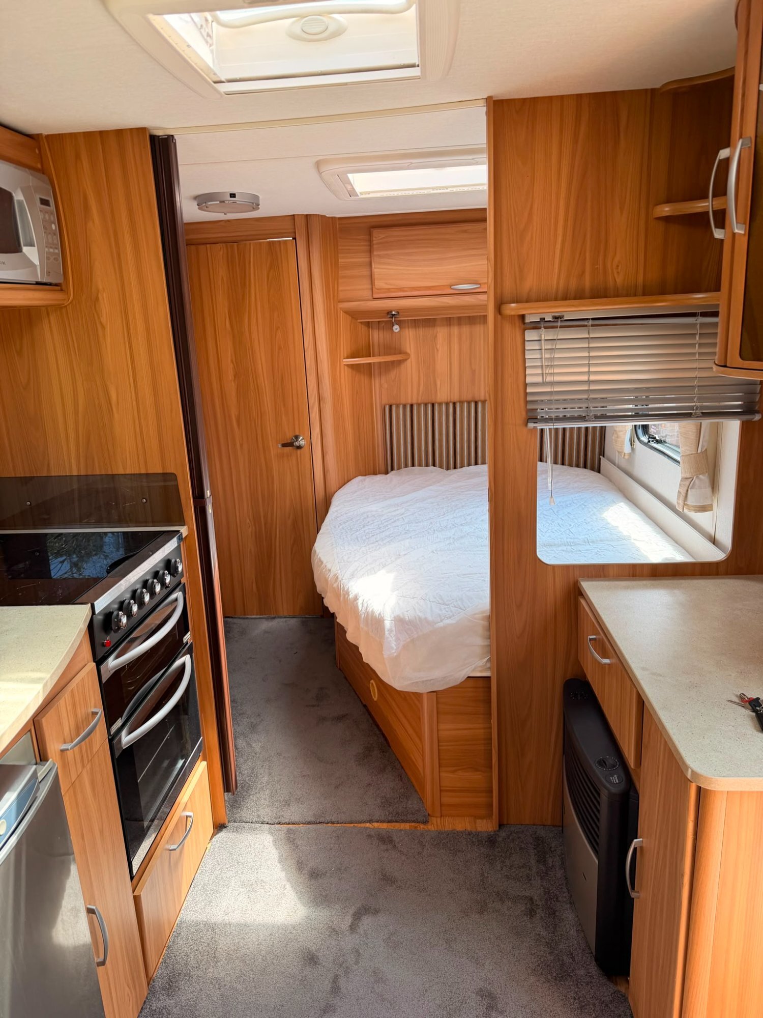 Lunar Lexon 450 2011 - Motorhomes & Caravans in Huddersfield