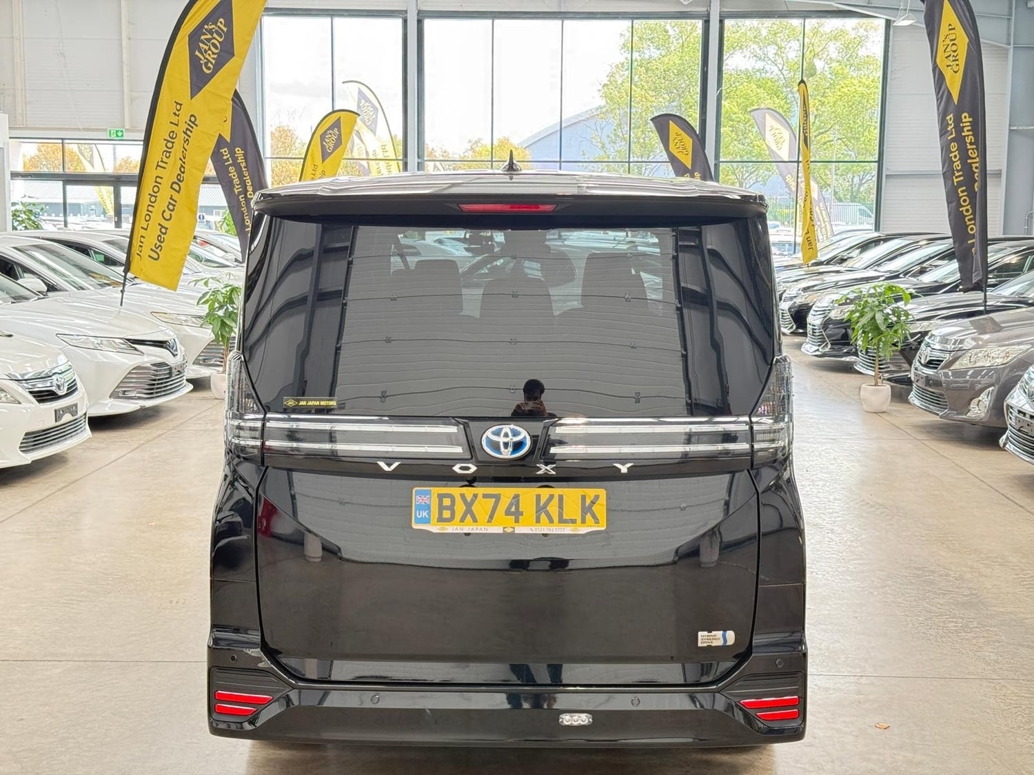 Toyota Voxy 2024 - Cars in Reading