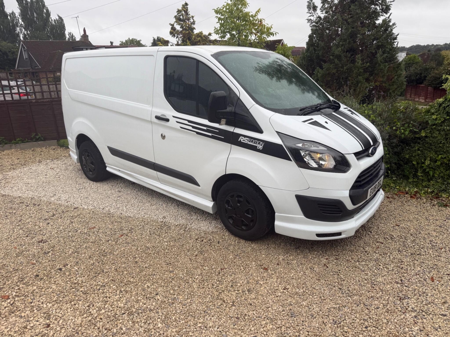 [ berth ]Ford Transit Custom