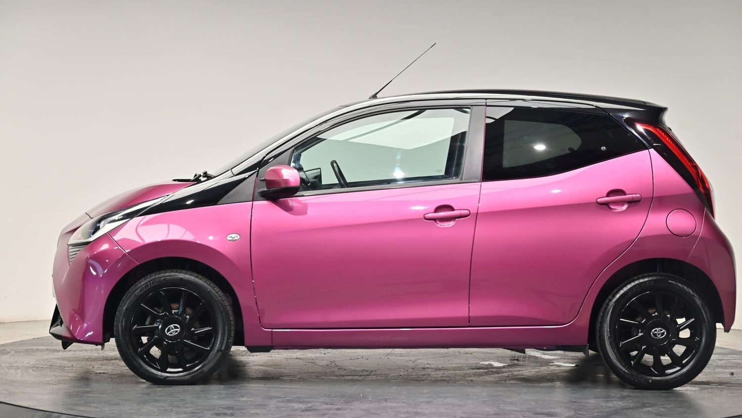 [ berth ]Toyota Aygo