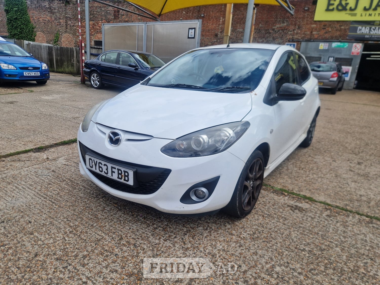 [ berth ]Mazda Mazda2