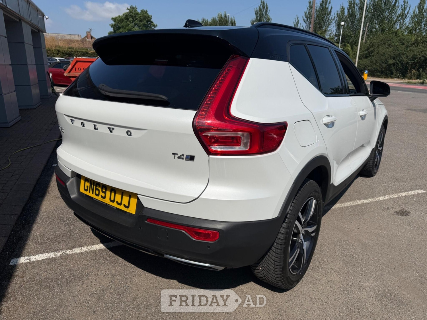 Volvo XC40 2019 - Cars in Gillingham