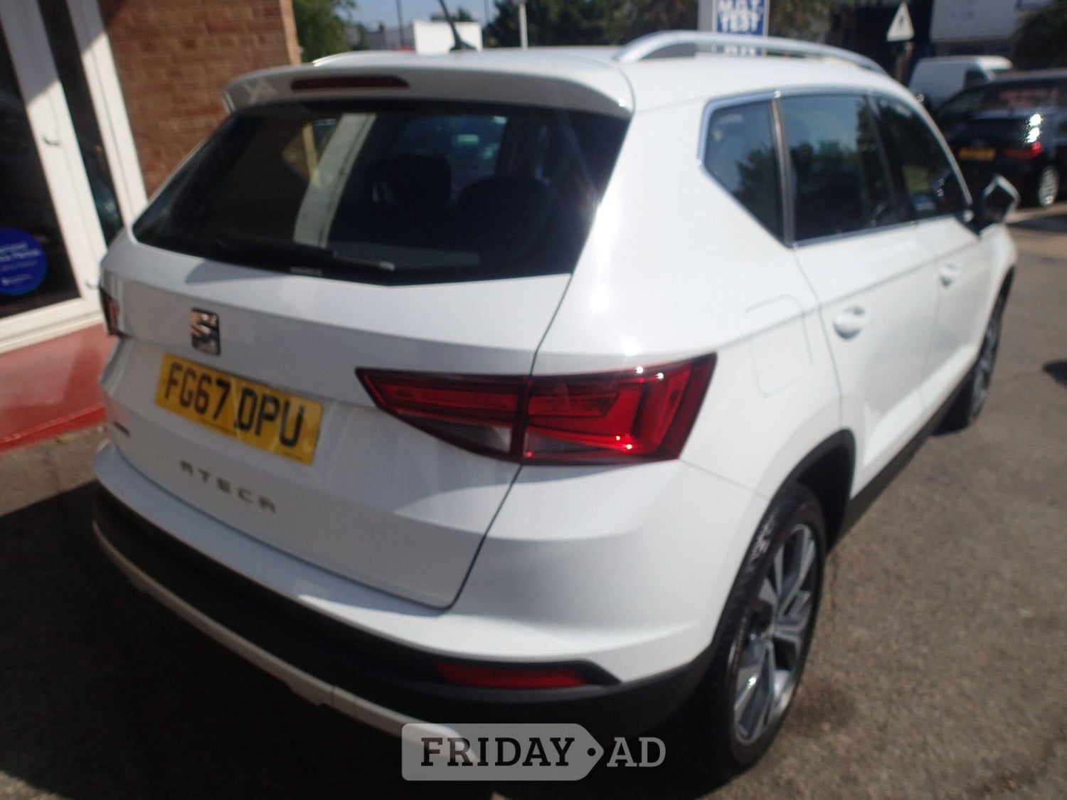 [ berth ]SEAT Ateca