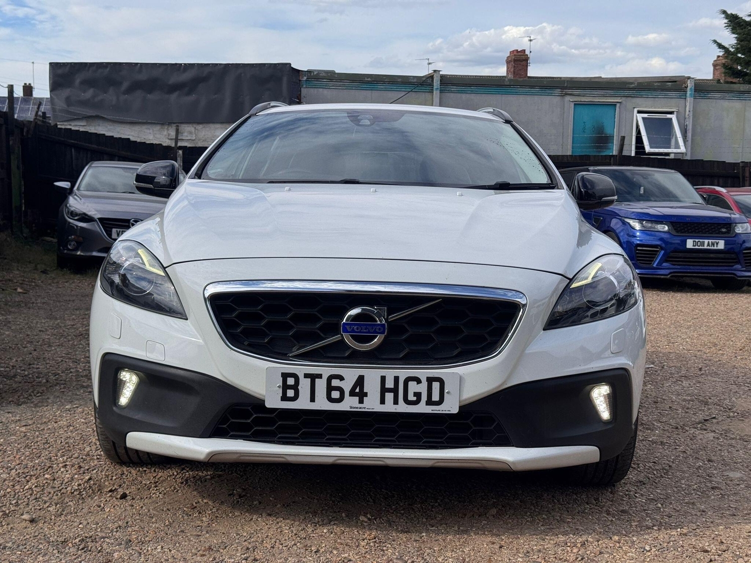 [ berth ]Volvo V40 Cross Country
