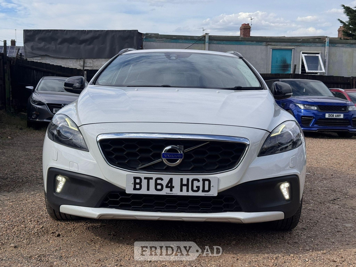 [ berth ]Volvo V40 Cross Country