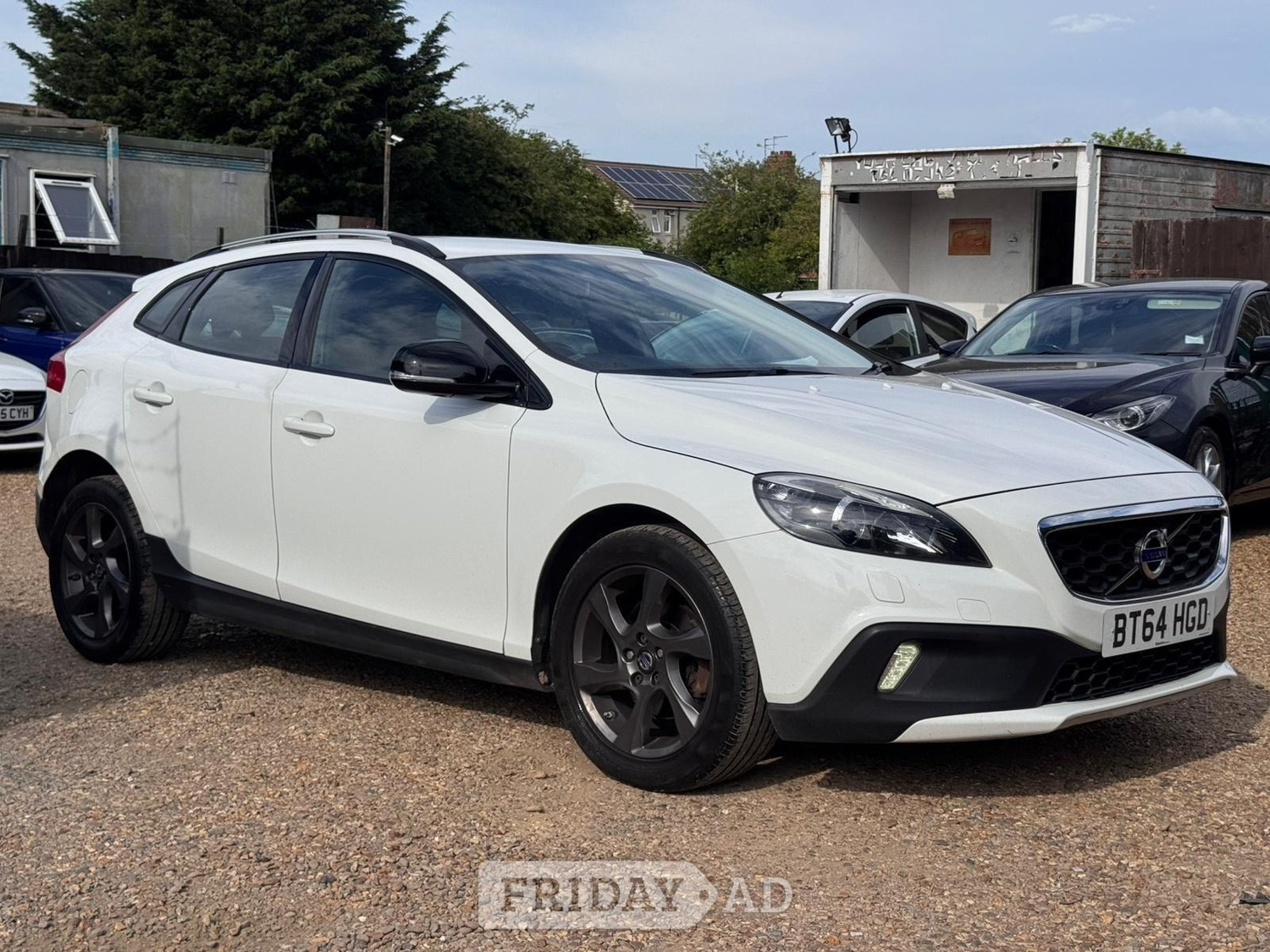 Volvo V40 Cross Country 2014 - Cars