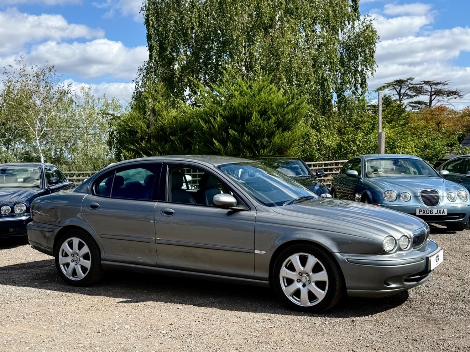 Jaguar X-type 2004 - Cars in Enfield