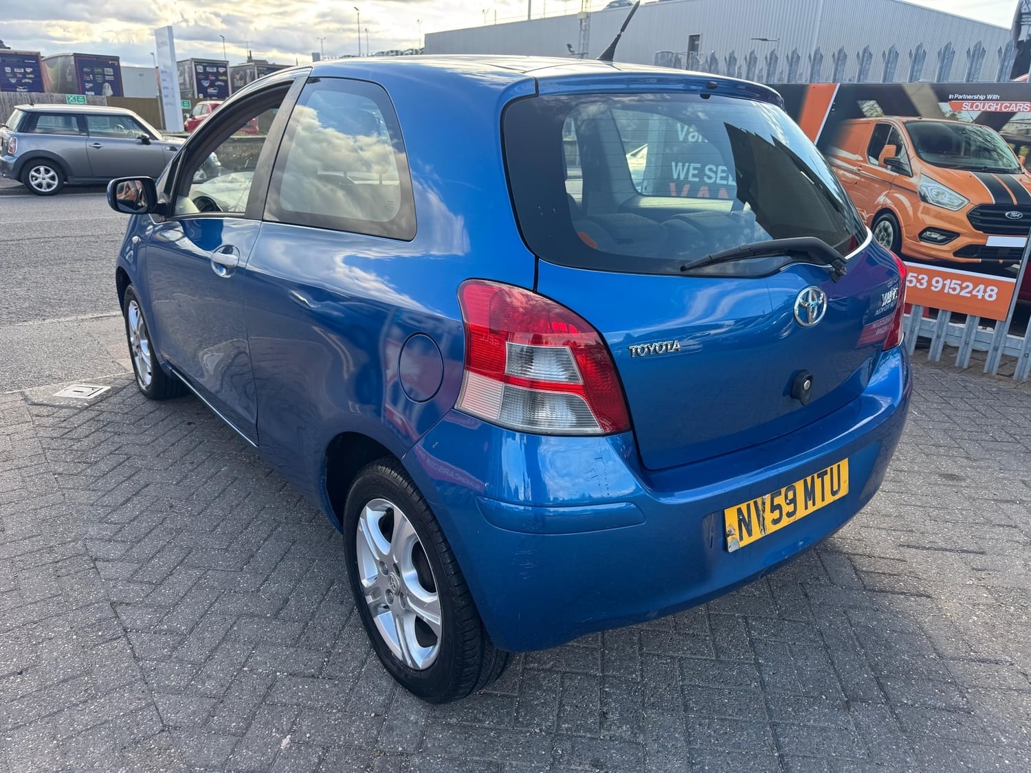 [ berth ]Toyota Yaris