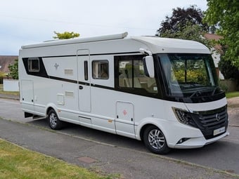 Niesmann + Bischoff Arto 79 F 2016 for sale