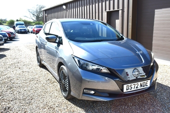 Nissan LEAF 2022