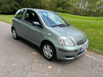 Toyota Yaris 2003