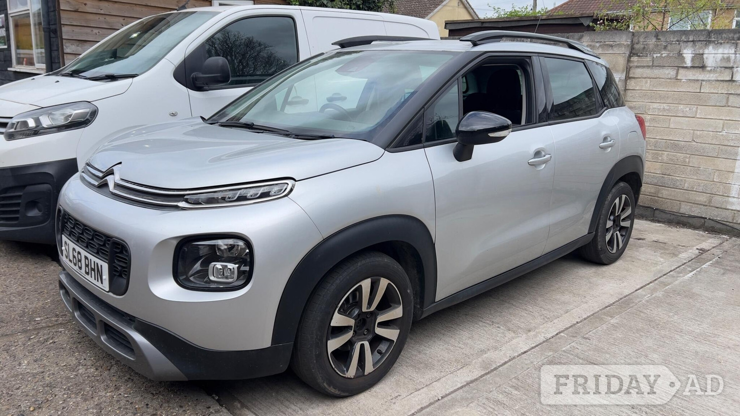 [ berth ]Citroen C3 Aircross