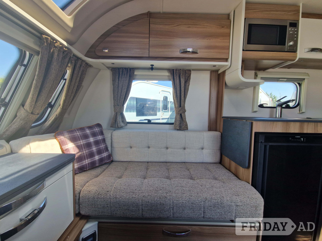 Swift Super Major 4SB 2022 - Motorhomes & Caravans