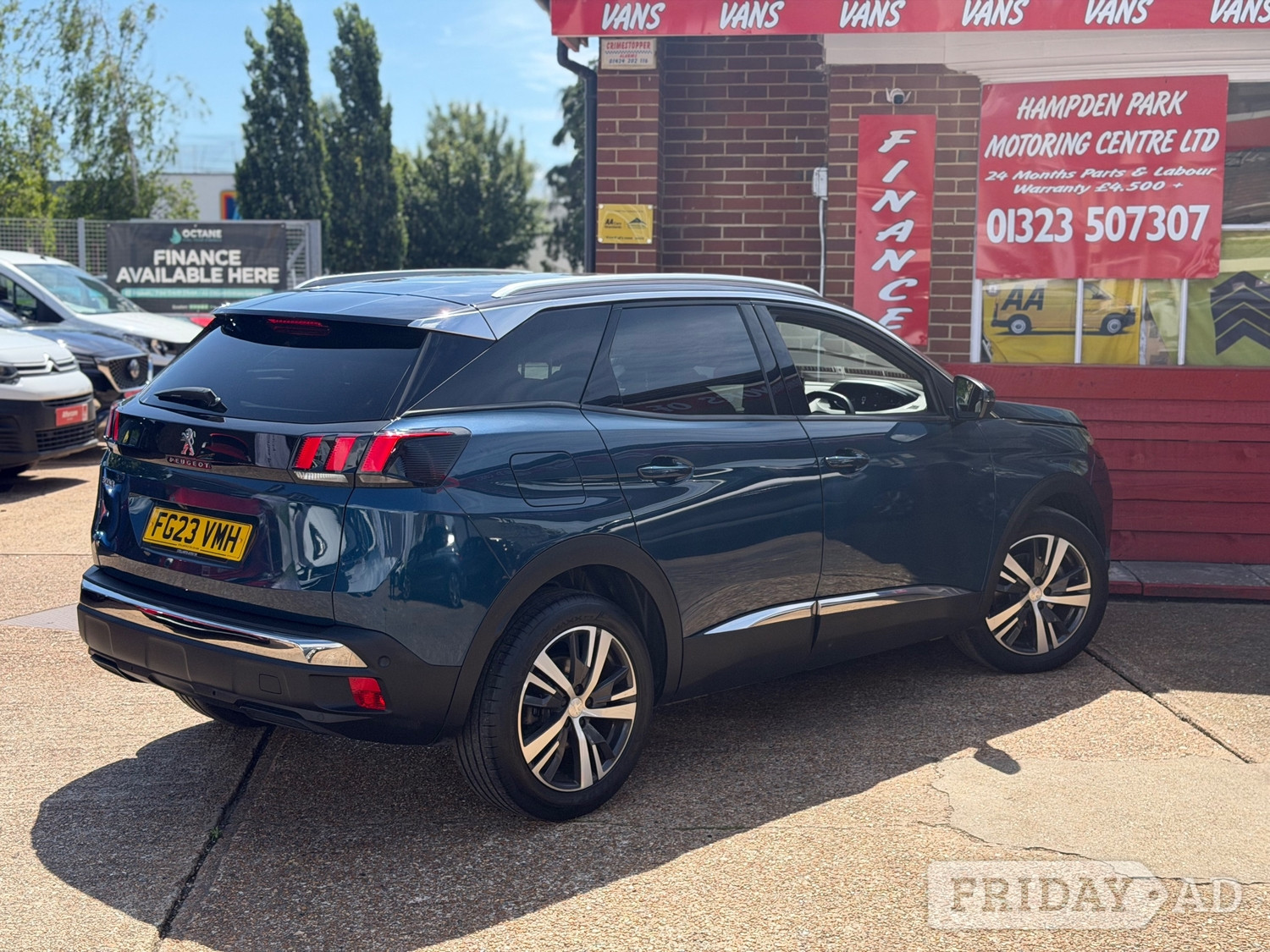 [ berth ]Peugeot 3008