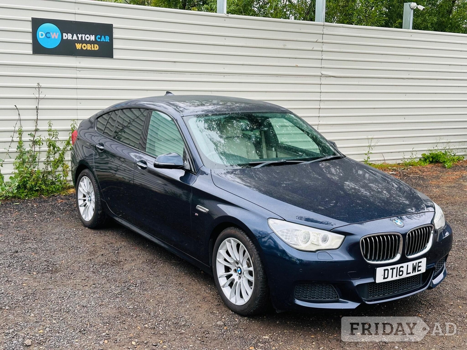 BMW 5 Series Gran Turismo 2016 - Cars