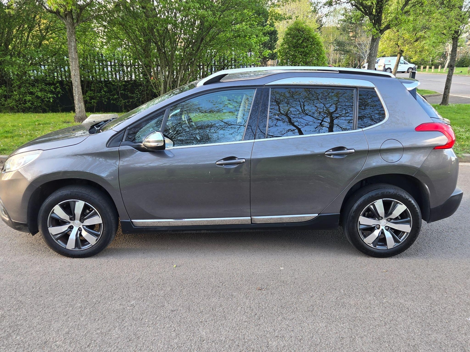 Peugeot 2008 Cardiff