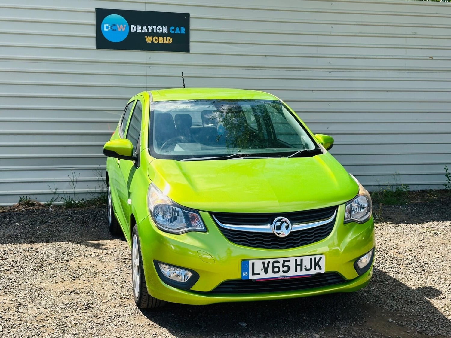 Vauxhall Viva 2015 in Hillingdon