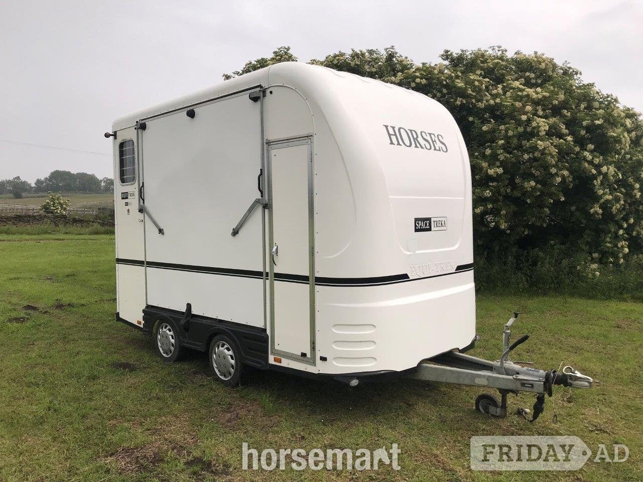 Equi-Trek Space-Treka L   Horse Trailer in Sheffield