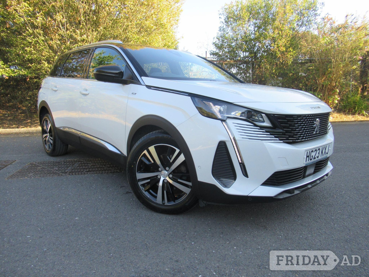Peugeot 5008 2023 in St. Albans