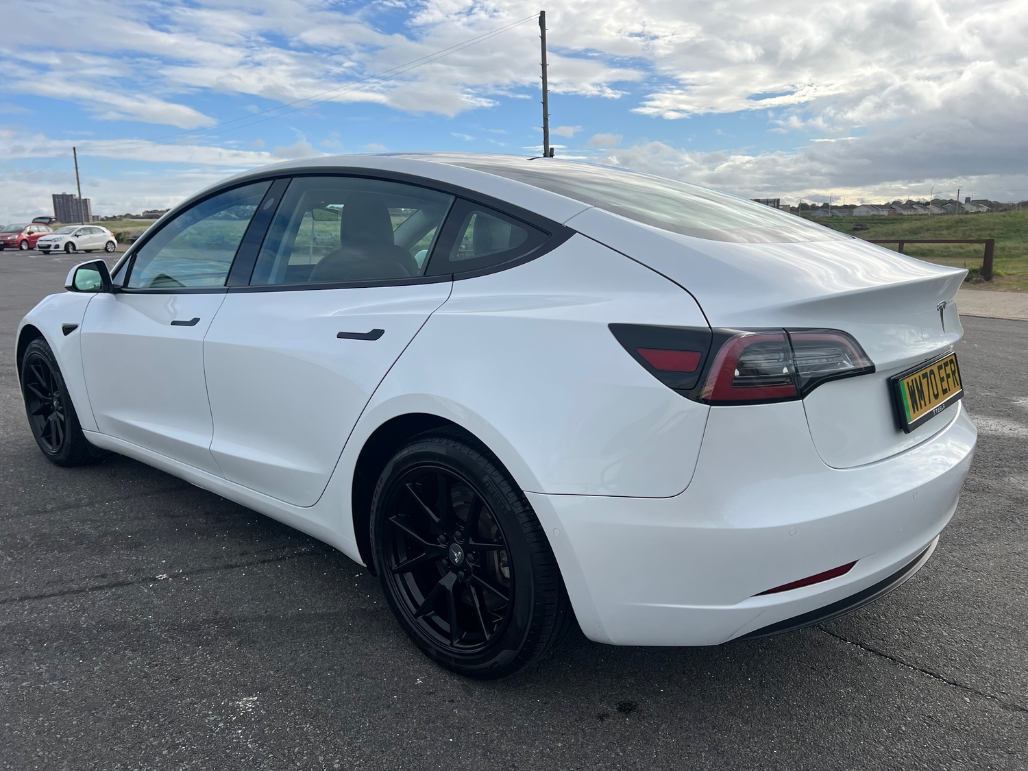 Tesla Model 3 2020 - Cars