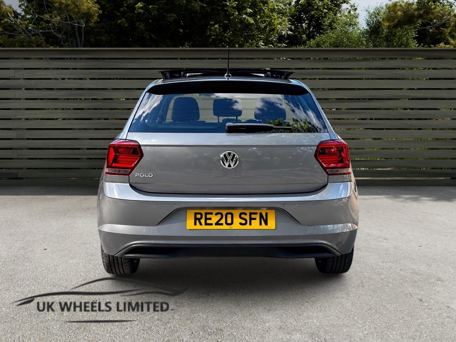 Volkswagen Polo 2020 - Cars in Barnet