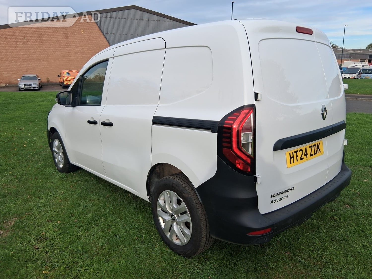 [ berth ]Renault Kangoo