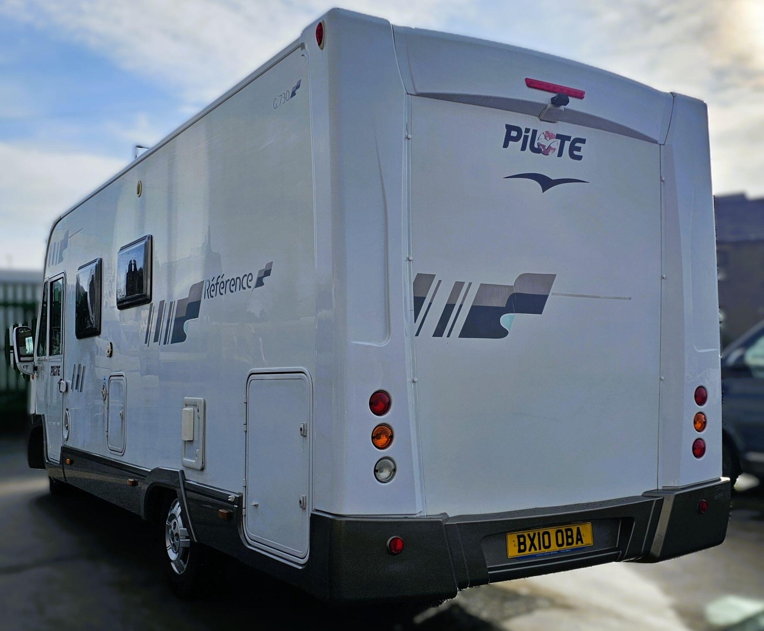 [5 berth ]Pilote Galaxy G730 TJ Référence