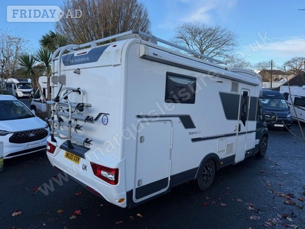 Adria Matrix Plus 670 SC Sheffield