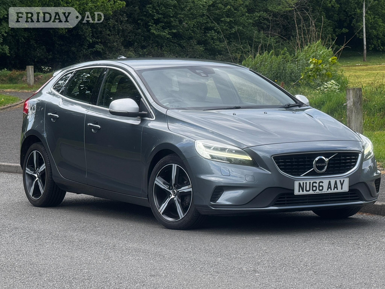 Volvo V40 2016 - Cars